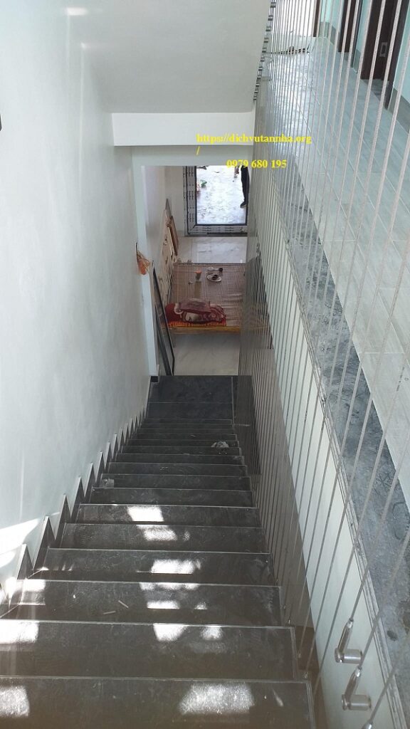 Lắp đặt cáp cầu thang tại Hà Đông - Hà Nội