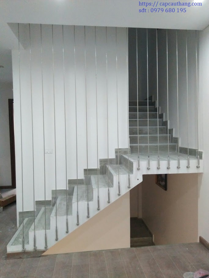 Lắp đặt cáp cầu thang thay vách ngăn cầu thang