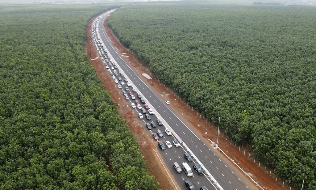 Chuyên lắp đặt lưới an toàn, lưới bảo vệ, cáp cầu thang và giàn phơi giá rẻ