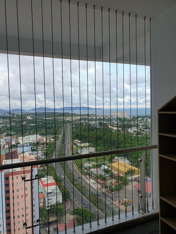 Lưới an toàn ban công bằng cáp  inox