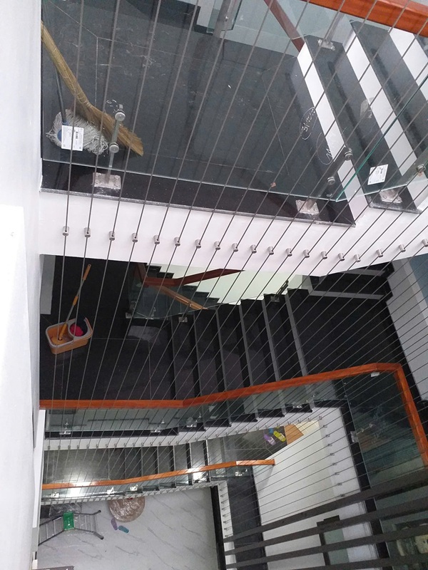 Lắp đặt Dây cáp cầu thang tại Quảng Ninh