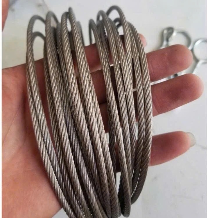 Lưới an toàn inox trần sus 304 Lưới an toàn inox trần sus 304