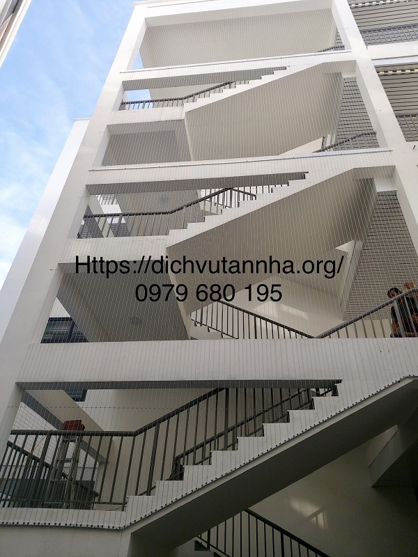 Lưới an toàn cầu thang bộ